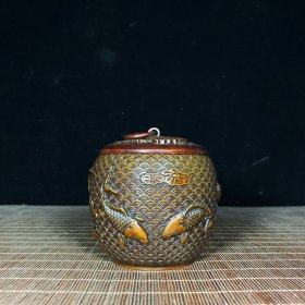 纯铜浮雕鲤鱼荷花茶叶罐，高9.5厘米，宽9.5厘米，重647克