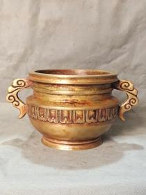 古玩收藏  古董  铜器  铜香炉  尺寸
​长宽高:17/12/9厘米   重量:2.3斤