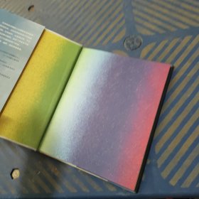 跟着云朵去旅行 跟着云朵四处飘动，和它一起经历变化，了解水循环和天气变化的奥秘。浪花朵朵出品