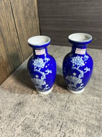 80，90年代，青花冰梅花瓶一对