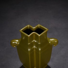 清乾隆茶叶末釉象耳方胜瓶 21*17厘米