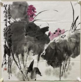 ．王乐佛，原名王专庆，1966年生，山东省青州人，职业画家。自幼习画，早年结业于上海东方艺校，得王个簃、陆俨少等海派名家指导。后入中国书画函大深造，人物、山水、花鸟兼工，工笔、写意皆能，尤善佛画。 作品多次参加全国画展并获奖，⋯现为中国楹联学会会员、中国诗书画研究会研究员、中国美术家联谊会理事、山东省美协会员、青州中国书画家联谊会常务副会长、山东泉城画院青州创作室主任