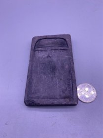老紫石双面砚，尺寸10.4*6*1.4厘米，品相如图，68包快递