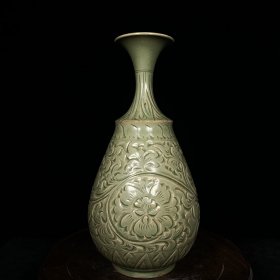 瓷瓶：耀州窑刻花卉纹瓶，高35直径16cm