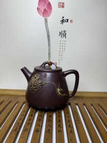 紫砂壶好运莲莲