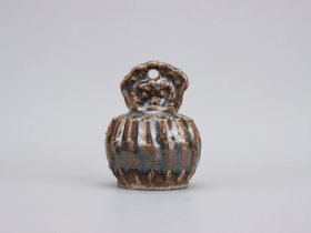 磁州窑酱釉鸟食罐