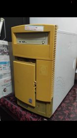 清华同方电脑2002年超越3500D主机机箱价7000多元奔三第一代电脑主机，主板CPU型号随后发给您看看目前自提价外地需加运费
