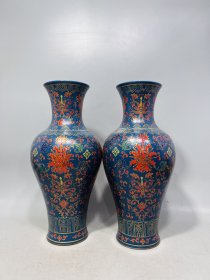 单色釉描金粉彩花瓶一对