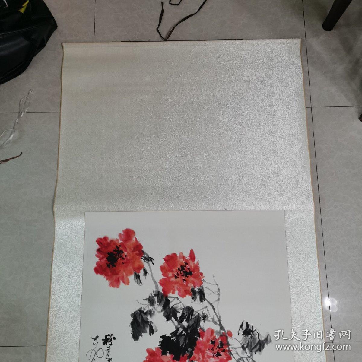 苏州著名书画家一一谭以文，精品花卉立轴133x69㎝ 全新精装裱，真迹，保真。