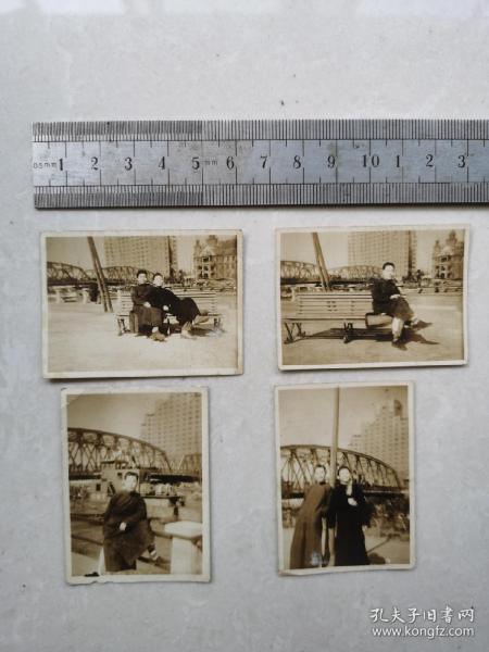 解放初上海外白渡桥边照片四张