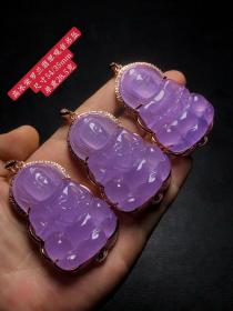 高冰紫罗兰翡翠观音吊坠，工艺精美，细节如图，标的是单个价钱