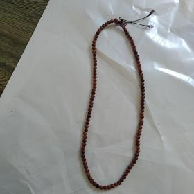 酸枝长条串珠（108颗）
尺寸:0.2*0.2厘米，
