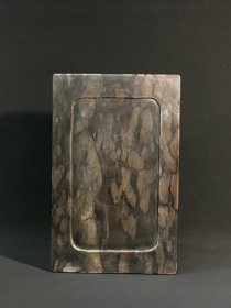 旧藏松皮纹歙砚款：梅景书屋珍藏(吴湖帆）
