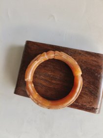 老和田玉手镯