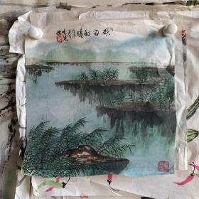 李虹光  小品    字源石，号虹光，道名天罡子，又号九九翁。正一派道士，斗母宫主持。著名中国画画家、指画家、鉴定家和民俗学家。1938年，生于北京的一个贫寒的艺术世家，受家族影响自幼显示出艺术的天赋，9岁能画多种常见的事物在当地传为佳话。在盟师佟若兰老师的指导下在中学时期正式步入中国画的艺术殿堂，并接受中等美术专科教育。先后拜郭传璋、惠孝同、张肇铭、郑诵先、郭风惠等名师学＊深研，