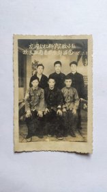 盐城县龙冈公社科学实验小组欢送江南老农合影留念照片（1965年）