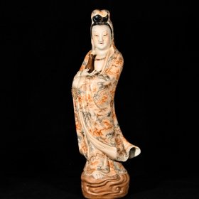 大清乾隆年制洋彩粉彩描金气韵生动云气纹观世音菩萨造像 高35.4宽12厘米1