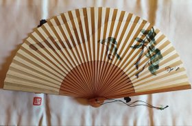 碧的苍松 日本回流京扇纸扇新年扇，展幅40Cm，高22Cm 手绘品 竹扇骨，绿珠吊坠，保管品。