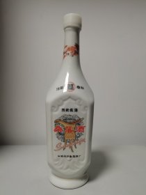 罕见桑落酒瓶一个，古雅美观