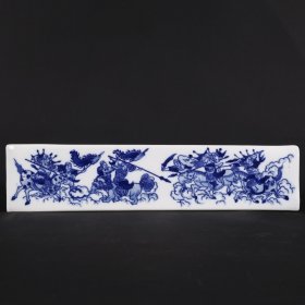 （亏本捡漏特价处理）青花战将图纹香插 长：26.7cm 宽：6.1cm 高：1.2cm