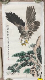 钱行健《雄鹰展翅》托片、画面有破损修复