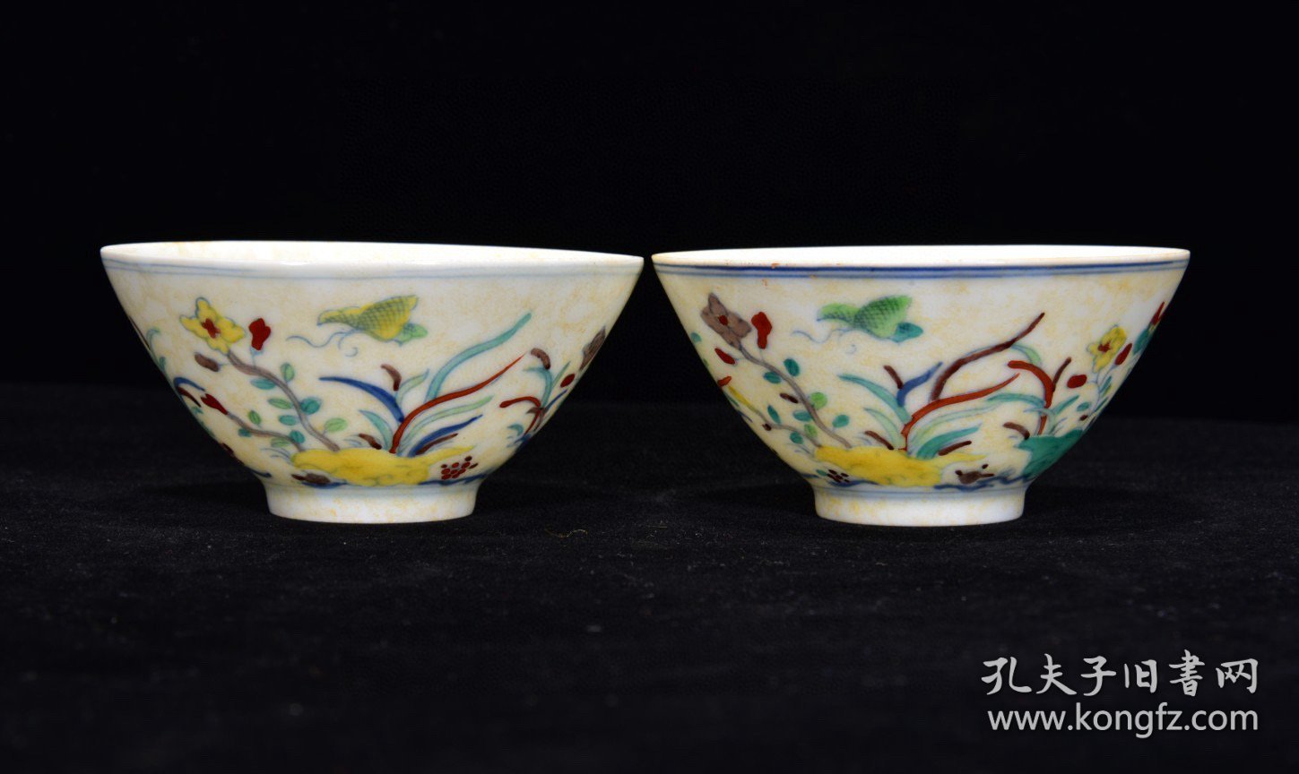 明成化斗彩蝶恋花纹斗笠碗4.5*9厘米