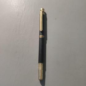 笔：黑色金边球头钢笔LUCKY 笔尖写着DADI     共1件售   盒十五 其他品牌