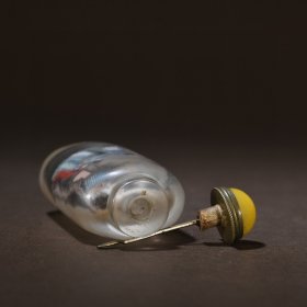 清 琉璃内画风尘三侠鼻烟壶