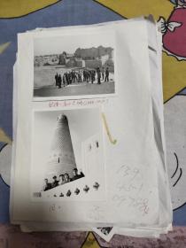 朱俊峰原版照片，43张照片合售，下面都带本人签名，80年代旅游照片儿，1984年游敦煌高山古城，