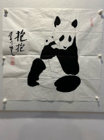 广美教授李正天国画熊猫《抱抱》尺寸96x90cm，保真品，来自画家本人。轻微旧痕但无损伤，绝对保真！