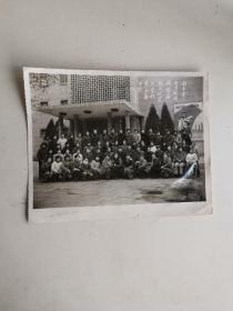 老照片：1985年南昌市电力配件厂首届职工代表大会合影留念