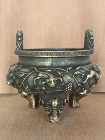 古董  古玩收藏  铜器  铜香炉   尺寸长宽高:18/18/16.5厘米，重量:5斤