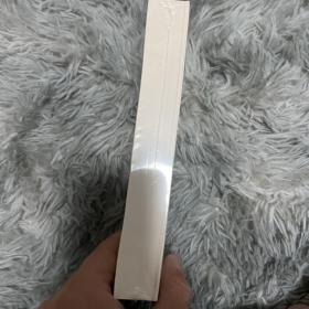 午夜文丛：沉默的战斗（一版一印 全新塑封）店内有午夜文丛所有作品