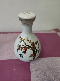 林冲图玻璃酒瓶
