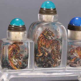 清 琉璃内画虎纹三连鼻烟壶