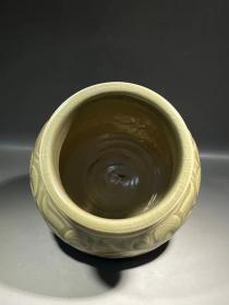 北宋 耀州窑青瓷刻花牡丹尊