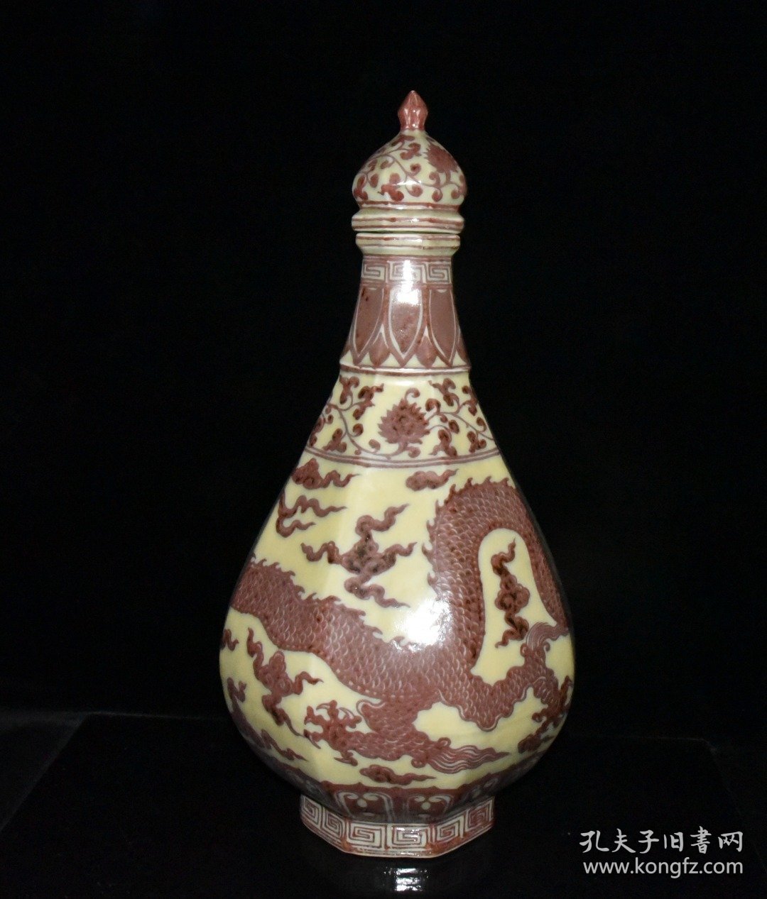 旧藏 明代宣德黄釉釉里红龙纹宝塔瓶一对【58x29cm】