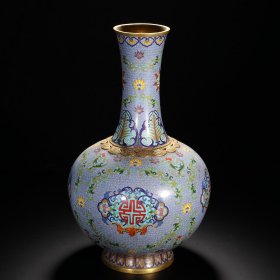 清代 铜胎掐丝珐琅缠枝花卉赏瓶