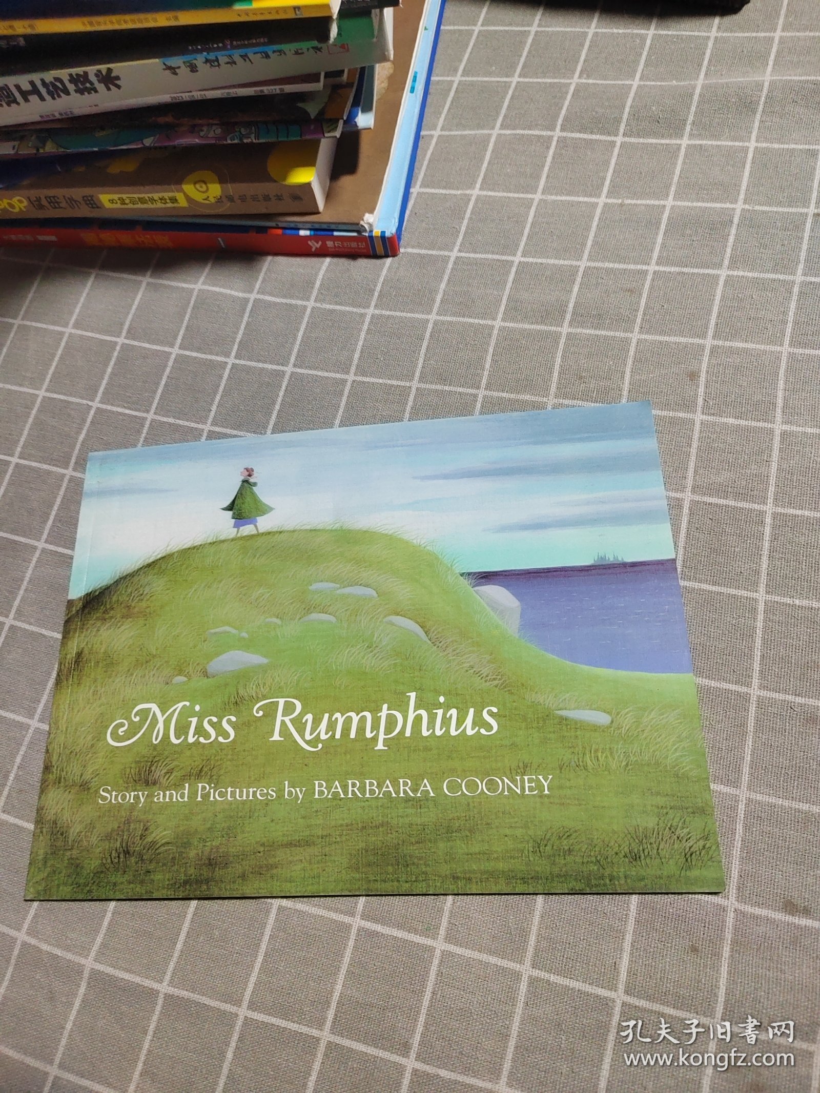 Miss Rumphius:30th Anniversary Edition 《花婆婆》30周年纪念版（精装）
