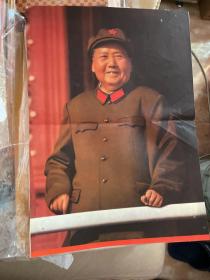 毛泽东军装照（油画）原版原图印制，非克隆非复制非翻版。年代久远，存世量稀，收藏首选。