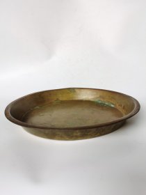 老铜盘、铜茶盘，简单素雅，皮壳包浆漂亮，口径26，高3厘米，完整不坏。