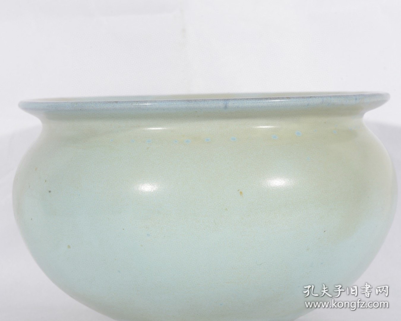 大宋天青釉钧窑乾隆御题香炉笔洗 高13.3径20.4厘米2