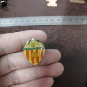 瓦伦西亚足球俱乐部胸徽