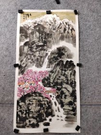 河北省美协会员葛兆秀老师，三尺整张山水，托片，葛兆秀，1967年生于潍坊，现为河北省美协会员，中国魏碑书画院画家，毕业于天津美院，图片中有会员证，擅长山水。