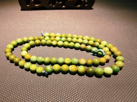 原矿老松石珠一串
