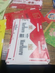 烟标 万宝路