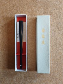 惠寿广金银扇 日本盒装品牌扇 展幅约30Cm 高19Cm 竹扇骨 。保管品几乎全新。