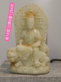和田玉佛像一尊，纯手工雕刻，开脸慈祥，包浆浑厚，玉质通透，细腻光滑，细节如图