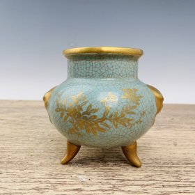 汝瓷手绘描金虎头炉，高12厘米，直径13厘米