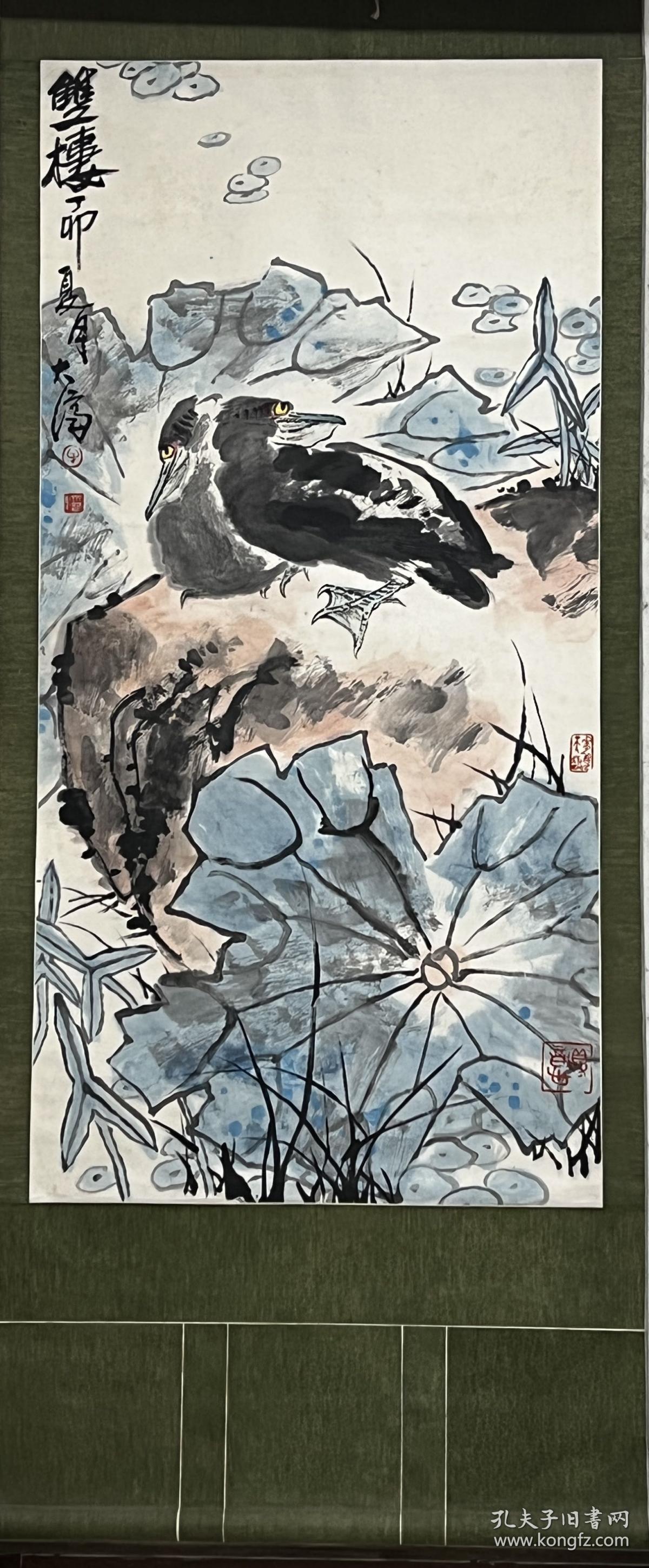 牛济普花鸟参展精品（134+66）画心尺寸
牛济普 （1942-） 自幼酷爱金石书画，初中毕业后考入郑州艺术学院学习美术，1966年毕业于河南大学美术系。擅写意花鸟，曾得李苦禅、许麟庐、崔子范等人指教，所作浑朴豪放，章法新颖，意趣隽永。作品《墨牡丹》曾入选日本“第十八届全国精选现代水墨画展”，获优秀作品奖。《秋趣图》为中国美术馆收藏现为河南省中国画院副院长，河南省美术馆（等）艺术顾问，一级美术师。